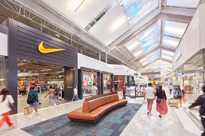 Sawgrass Mall Outlet Private Luxury Transfer - Schedule and Operating Hours