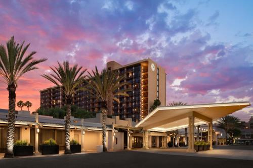 Sheraton Park Hotel at the Anaheim Resort - Guest Experience Highlights