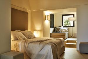 Sikelia Luxury Hotel - Prime Location Details