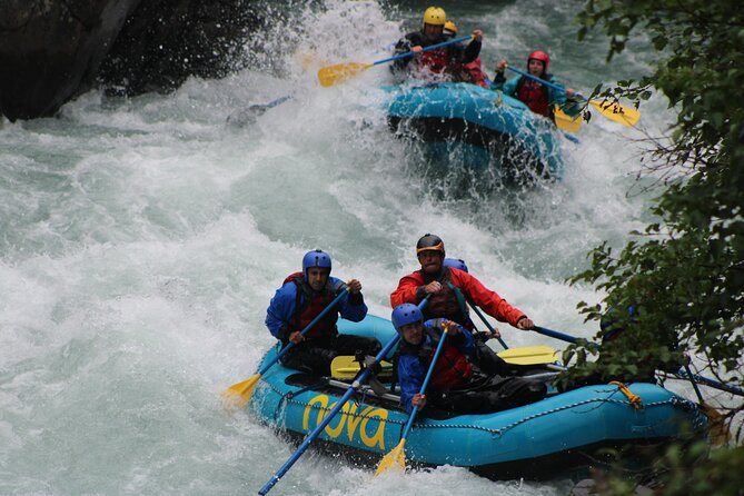 Six Mile Creek 2 Canyon Whitewater Rafting - Gearing Up: The Essential Equipment