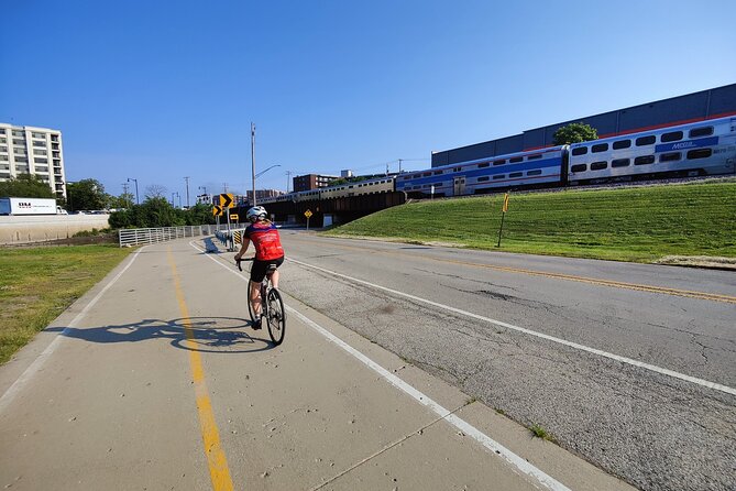 Small Group Bike Tours From Chicago to Lake Geneva - Itinerary Highlights