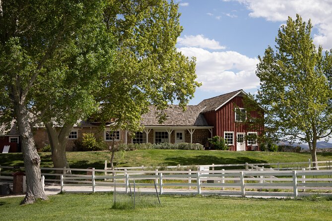 Spring Mountain Ranch Hike With Happy Hour Drinks - Inclusions
