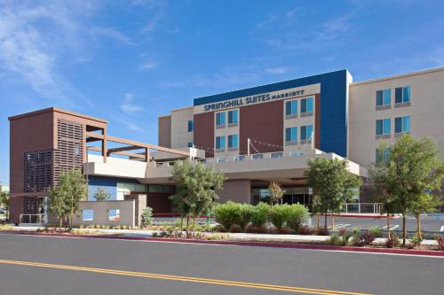 SpringHill Suites by Marriott Huntington Beach Orange County Review