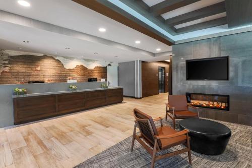 SpringHill Suites by Marriott Truckee - Spacious and Modern Rooms