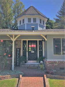 Stahlecker House Inn - Accommodation Options