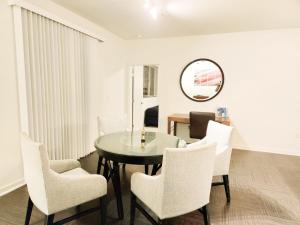 StaysPro - Cityscape Luxury Rental Homes in the Heart of Los Angeles - Apartment Types and Amenities