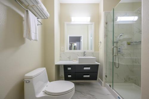 Studios Inn - Accommodation Details