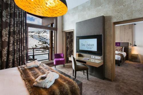 Taj-I Mah Hotel by Les Etincelles - Accommodations