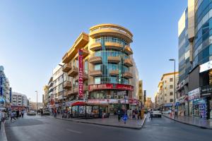 Tanha Hotel - Location and Accessibility