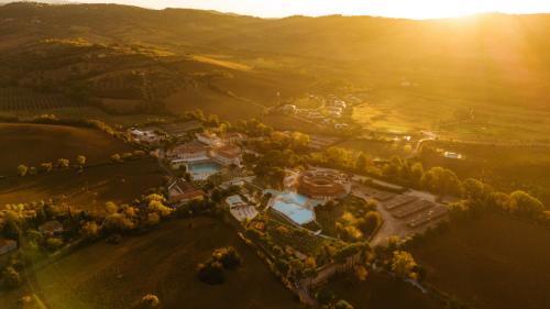 Terme Di Saturnia Natural Spa & Golf Resort - the Leading Hotels of the World - Accommodations and Amenities