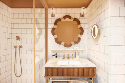 The Fantasy - Room Types and Amenities