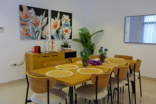 The Haven Villa 5 BR - Al Dana Island Fujairah - Accommodation Details