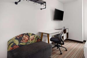 The Herald by LuxUrban - Facilities and Services