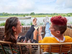 The Maas Pearl Nextdoor Maassuites - Accommodation Highlights