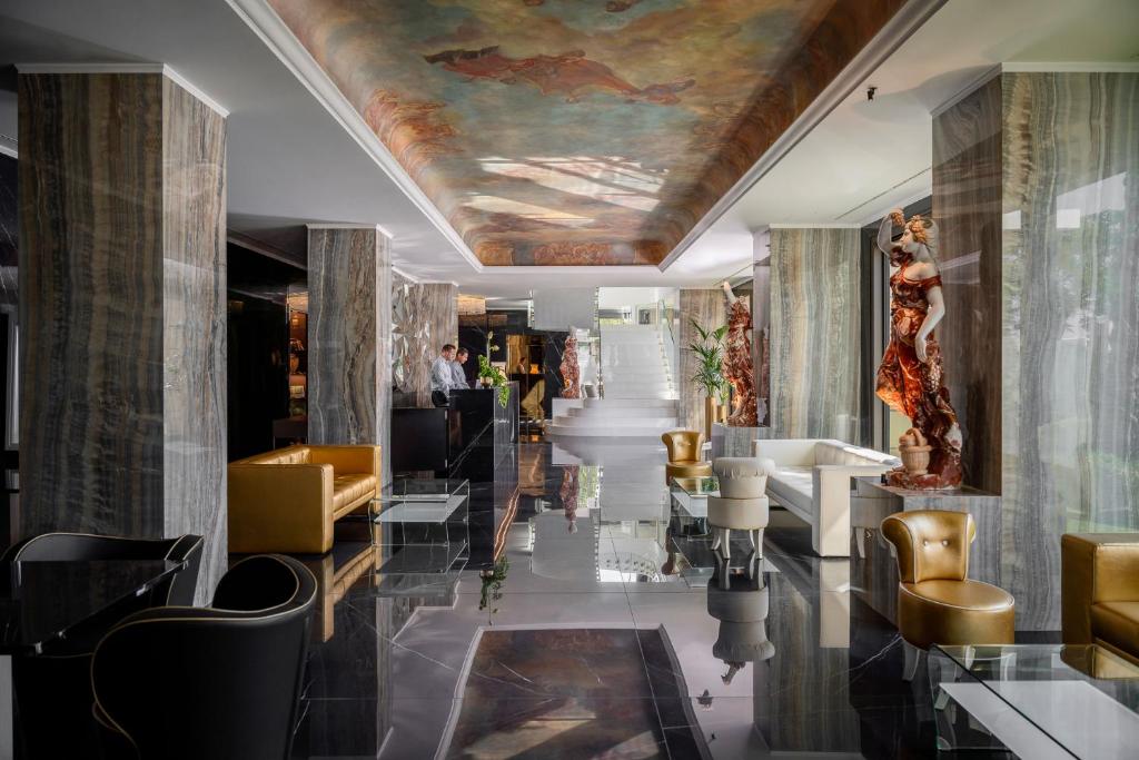 The Promenade Luxury Wellness Hotel Review