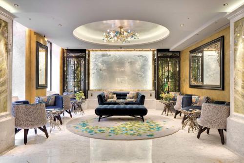The Residence Montaigne - Accommodation Options