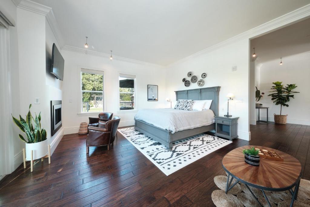 The Setting Inn Napa Valley - Convenient Location