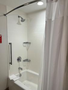 TownePlace Suites by Marriott San Mateo Foster City - Dining Experience