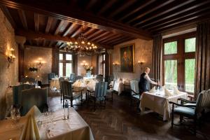 Van Der Valk Hotel Castle Terworm - Guest Ratings and Reviews