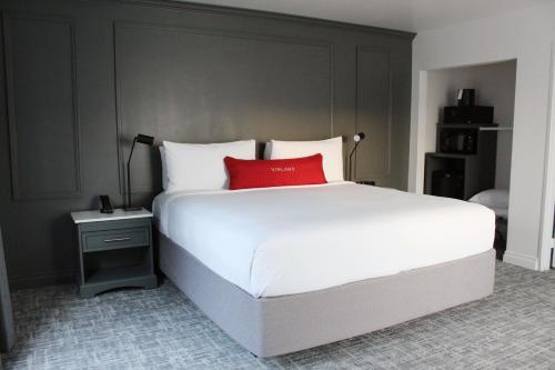 Vinland Hotel and Lounge - Facilities and Amenities