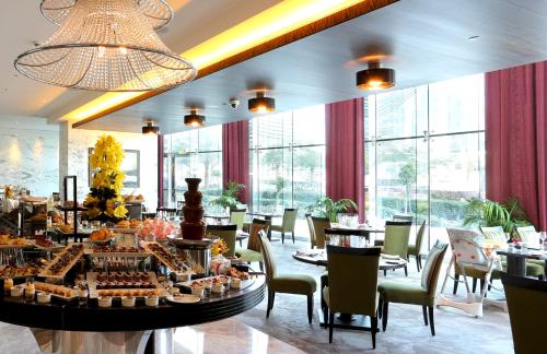 Voco - Bonnington Dubai, an IHG Hotel - Dining Options