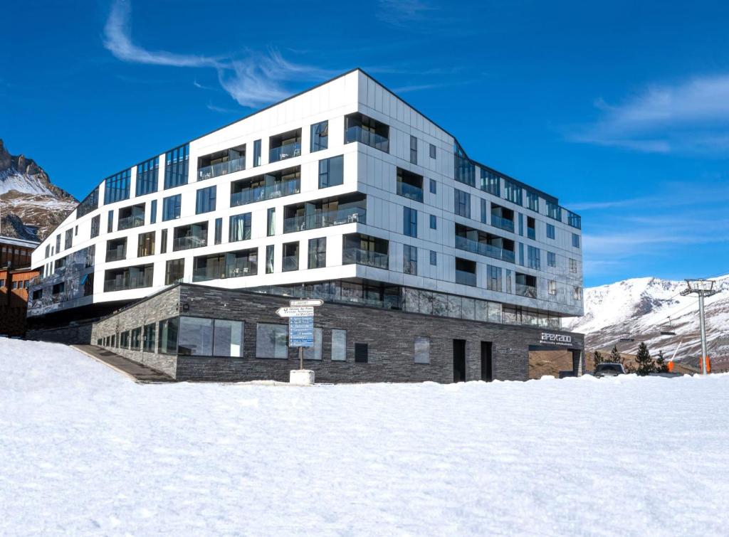VoulezVous Hotel by The Sparks Review