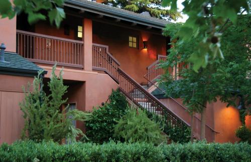 Wine & Roses Hotel Restaurant Spa Lodi - Facilities and Amenities