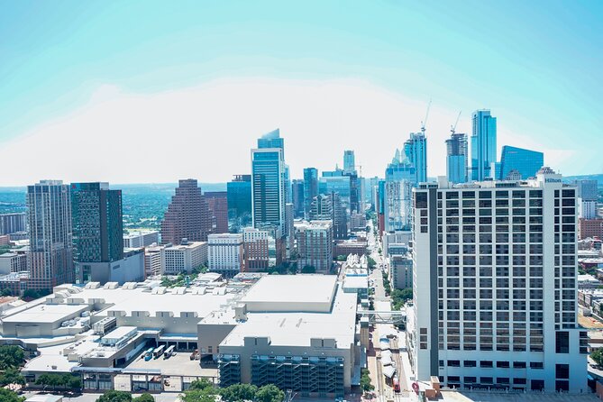 20 Minutes Downtown Austin and Lake Austin - Soaring Over Lake Austin
