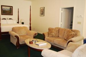 5th Street Inn - Facilities and Amenities