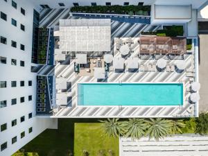 AC Hotel by Marriott Miami Aventura - Accommodations and Room Amenities