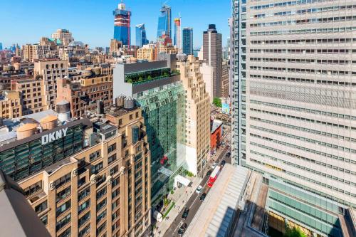 AC Hotel by Marriott New York Times Square - Facilities and Amenities