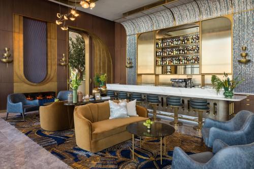 Address Grand Creek Harbour - Amenities and Services
