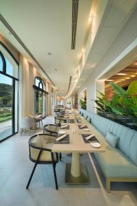 Al Ain Rotana - Dining Options