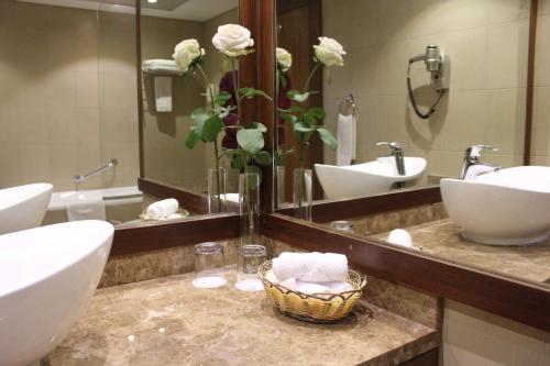 Al Khaleej Palace Deira Hotel - Room Features and Accommodation
