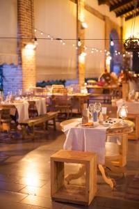 Al Tezzon Hotel - Amenities Offered