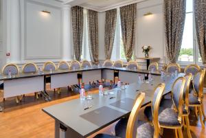Alexandra Palace - La Maison Younan - Special Offers and Discounts