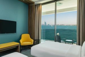 Aloft Palm Jumeirah - Room Amenities and Features