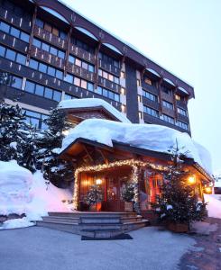 Alpes Hotel Du Pralong - Culinary Delights and Amenities