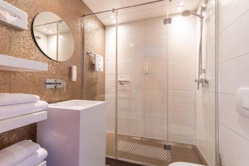 Amrâth Airport Hotel Rotterdam - Dining and Culinary Offerings