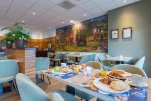 Amrâth Hotel Alkmaar - Guest Services and Facilities