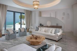Anantara Santorini Abu Dhabi Retreat-Adults Only - Room Features and Amenities