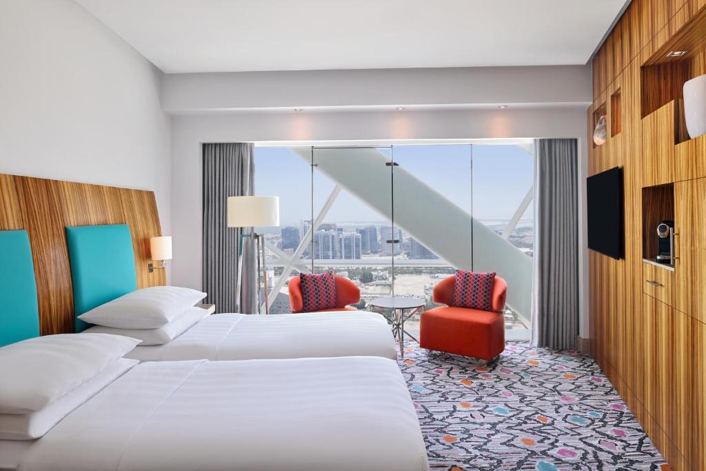 Andaz Capital Gate Abu Dhabi, By Hyatt Review