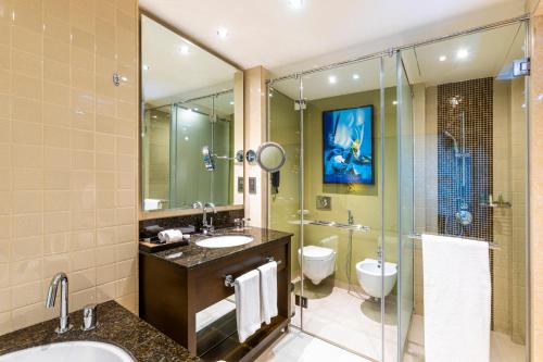 Asiana Hotel Dubai - Dining and Restaurants