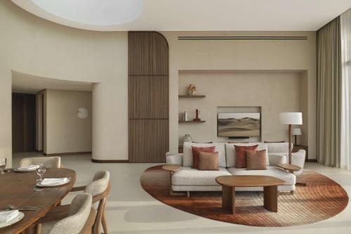 Bab Al Shams, A Rare Finds Desert Resort, Dubai - Exceptional Room Amenities