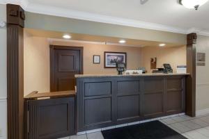 Best Western Colonial Inn - Dining Options