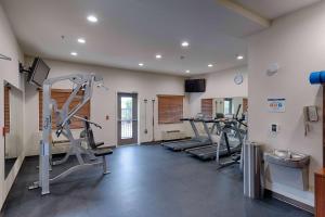 Best Western Plus Delta Inn & Suites - Room Amenities