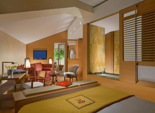 Bio Hotel Raphael - Relais & Châteaux - Dining Experience