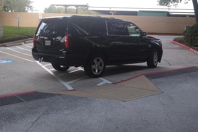 Black Car SUV One Way IAH Airport to Galleria, Houston, TX. - Luggage Policies