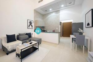 Bloomfields Spacious Stu Ansam Yas Island - Room Highlights