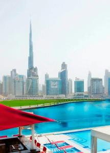 Canal Central Hotel Business Bay - Amenities and Facilities